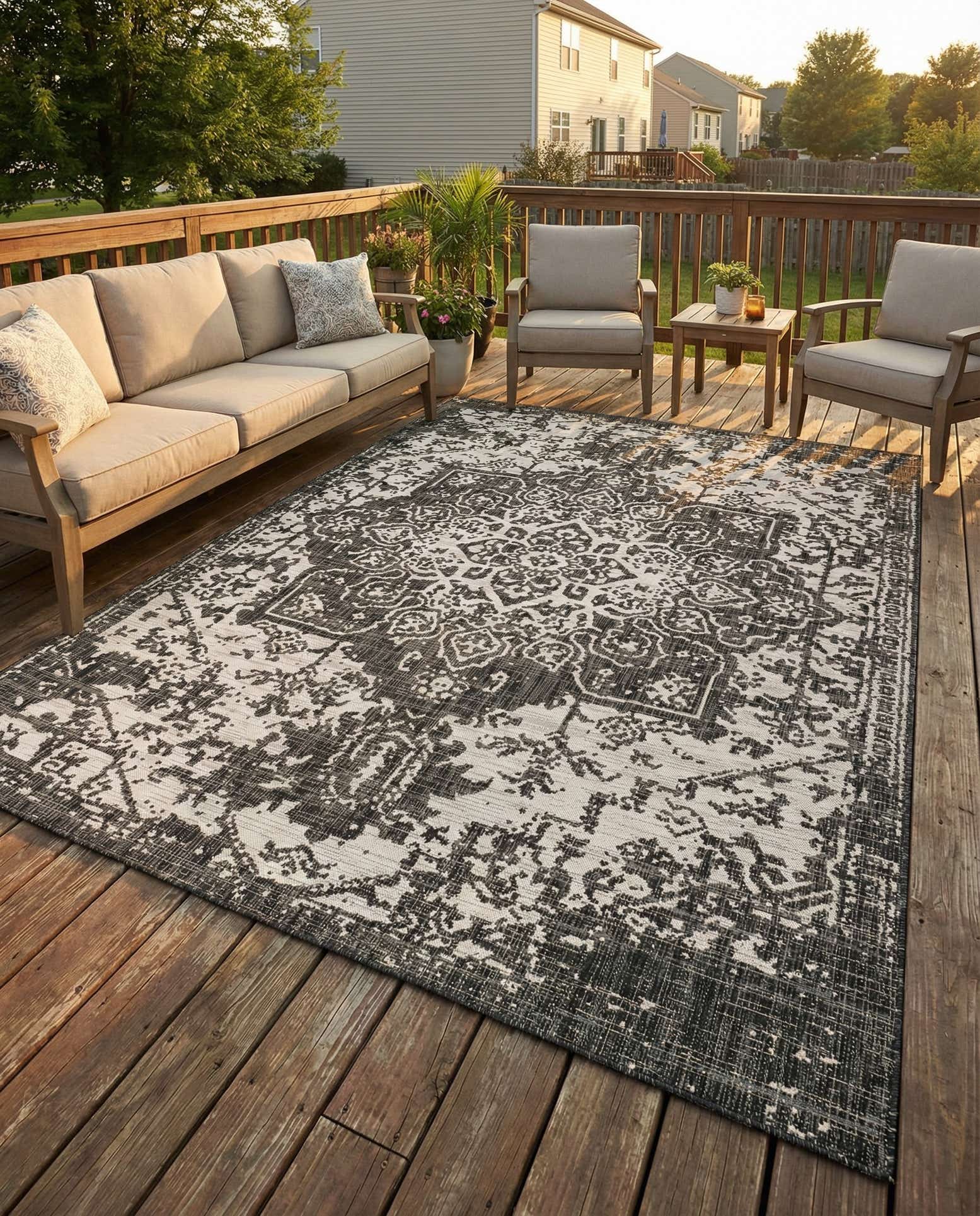 7' 10 x 10' Easy-Clean Jill Zarin Dubai Indoor / Outdoor Rug