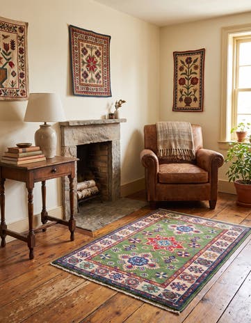 2' 8 x 4' 1 Hand Knotted Kazak Rug