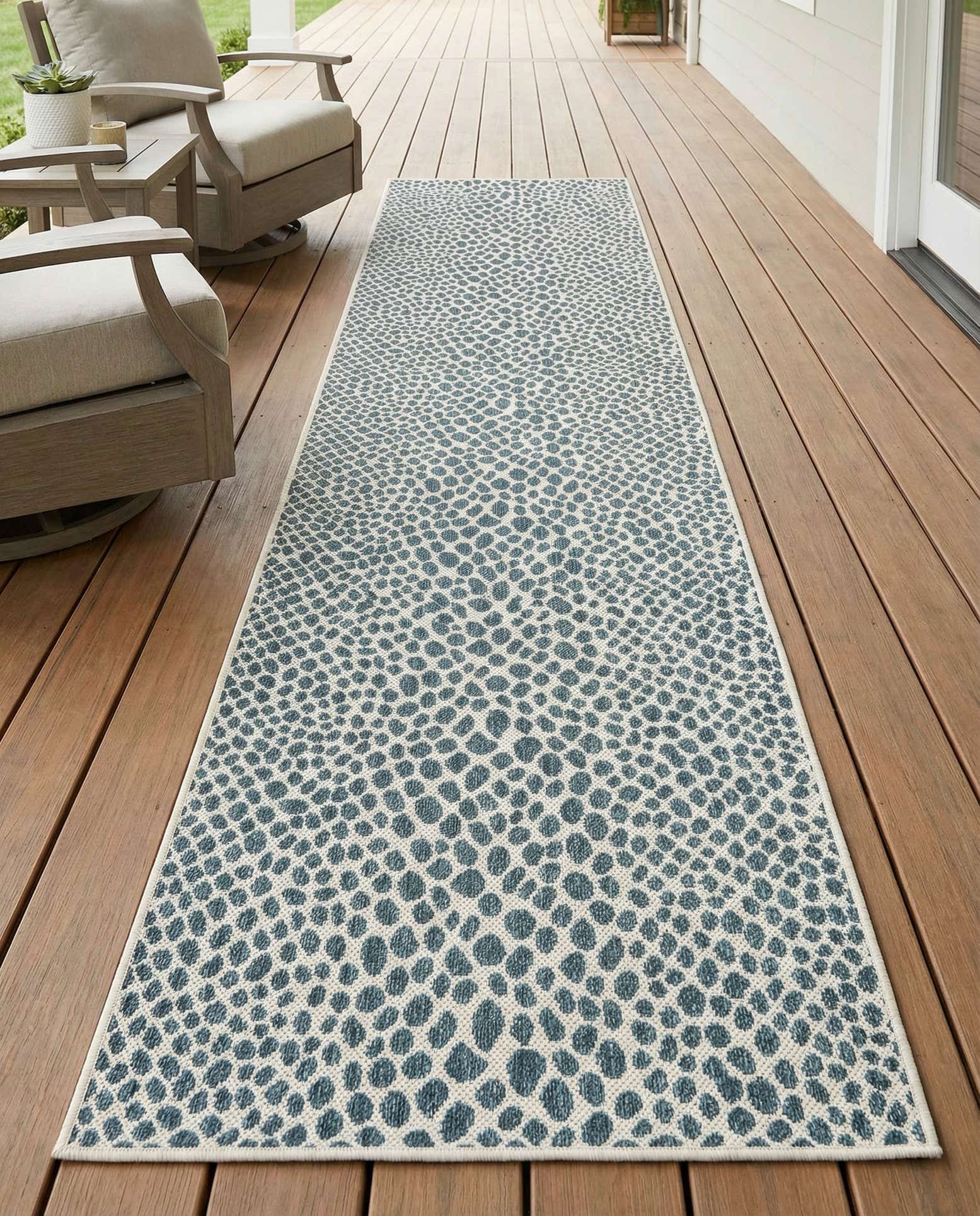 2' 7 x 12' Easy-Clean Jill Zarin Indoor / Outdoor Runner Rug