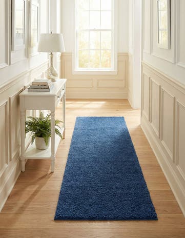 2' 2 x 6' 7 Solid Frieze Runner Rug