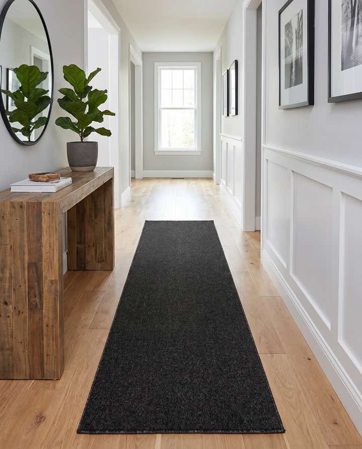 2' 6 x 10' Everyday Solid Runner Rug