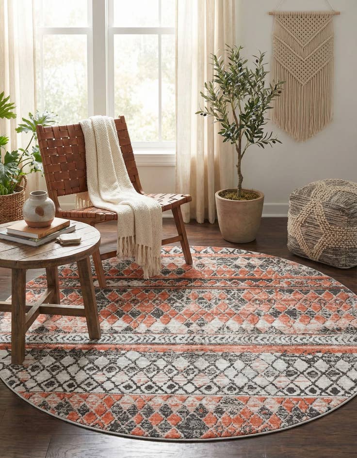 Detail image of 7' x 7' Leipzig Round Rug