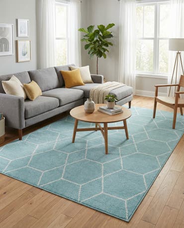  5' 3 x 8' Lattice Frieze Rug