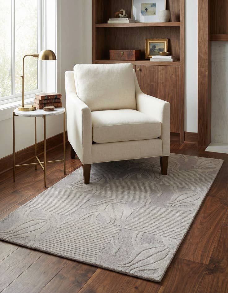 Detail image of 3' 1 x 5' Hand Knotted Darya Wool Rug