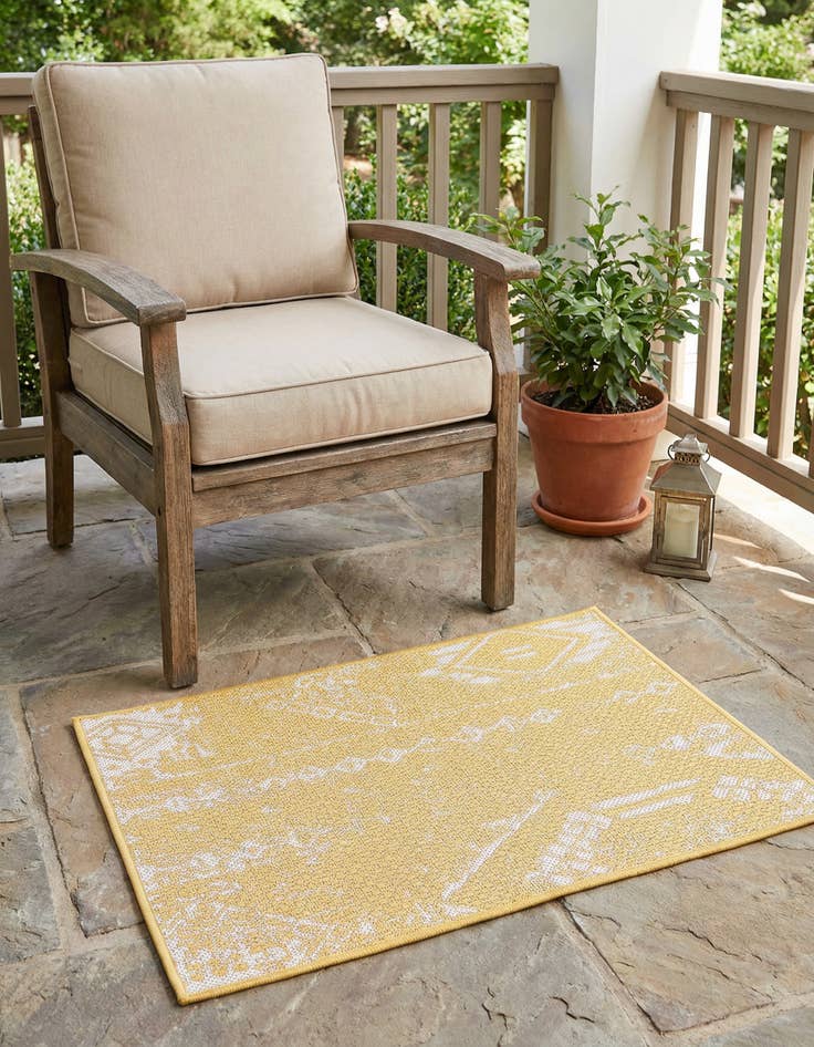 Detail image of 2' x 3' Easy-Clean Bohemian Indoor / Outdoor Rug