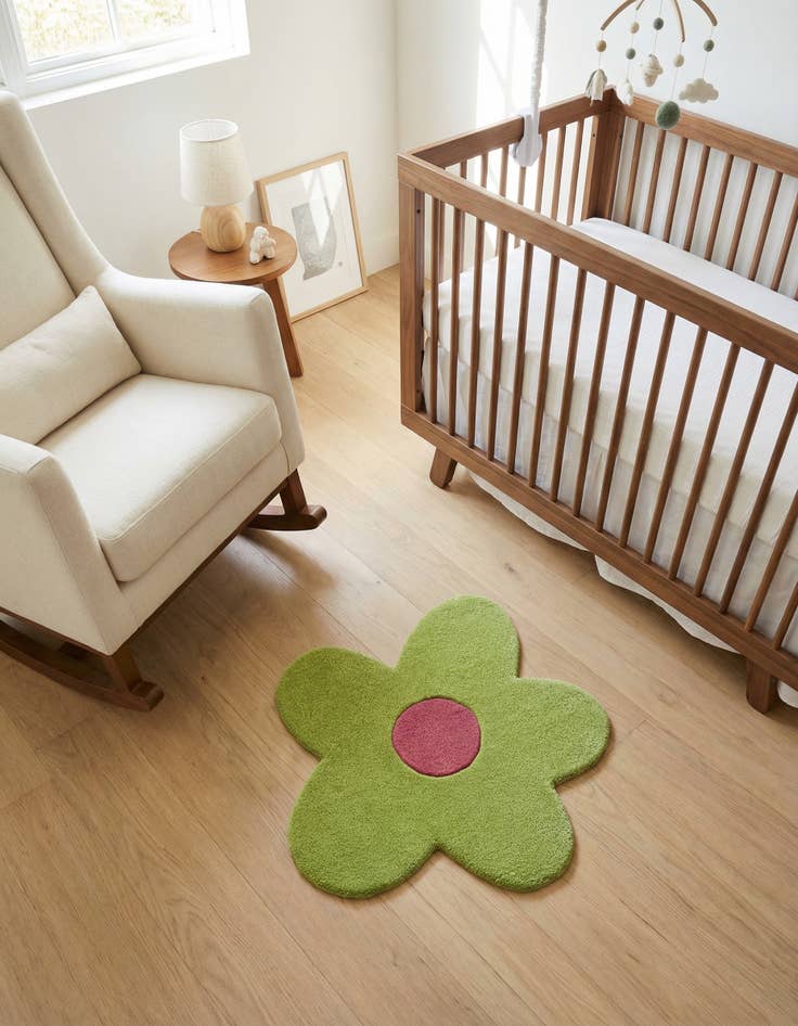 Detail image of 2' 2 x 2' 2 Happy Rugs Funky Flower Wool Round