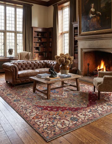 6' 10 x 9' 10 Hand Knotted Heriz Rug