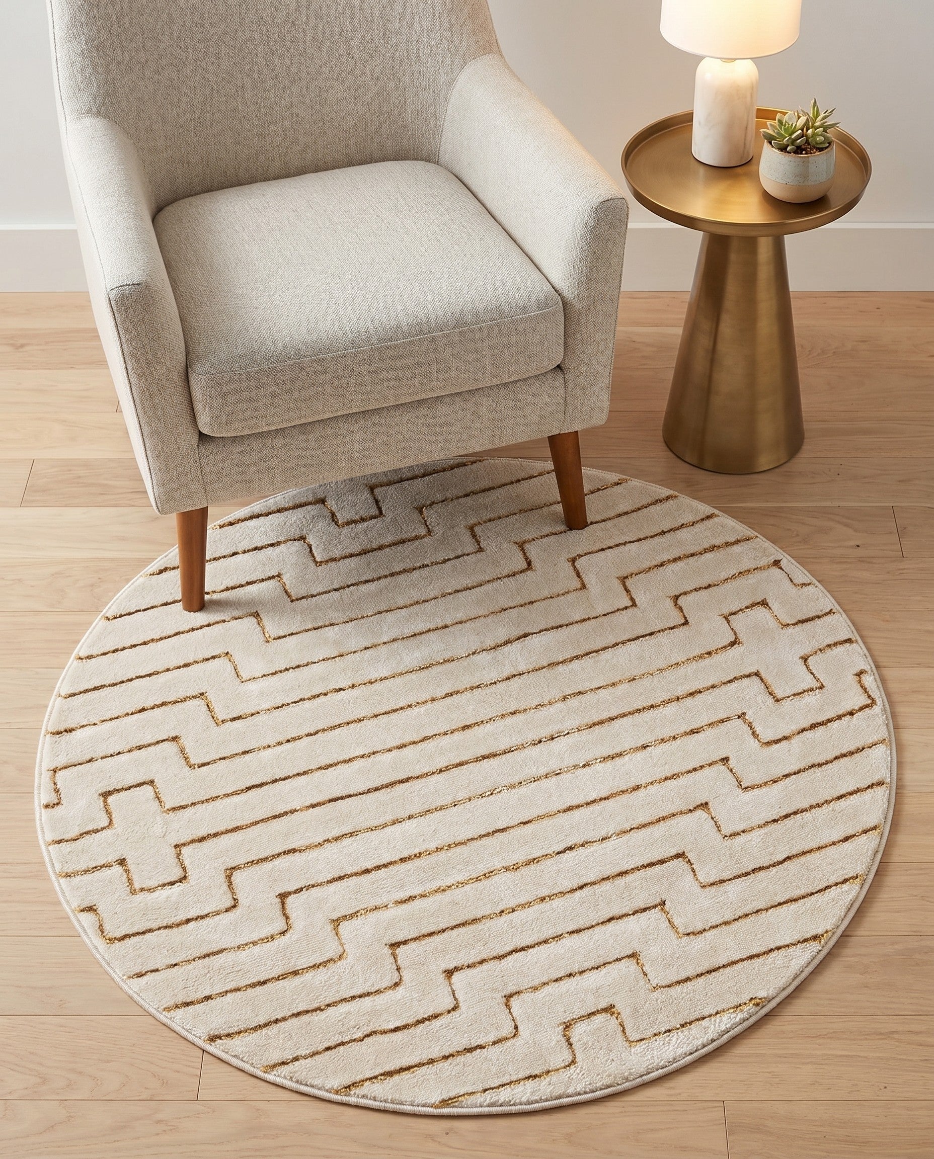 White and Gold Vogue Geo Round Rug