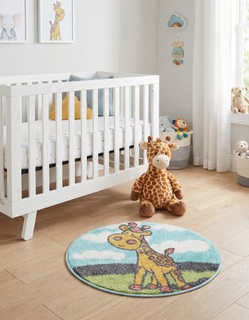 2' 2 x 2' 2 Giraffe Whimsy Kids Round Rug