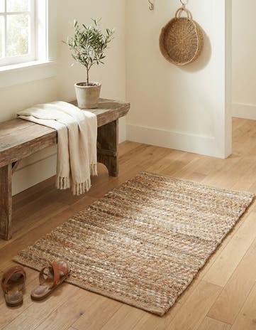 2' x 3' 1 Hand Woven Leather Metallic Jute Rug