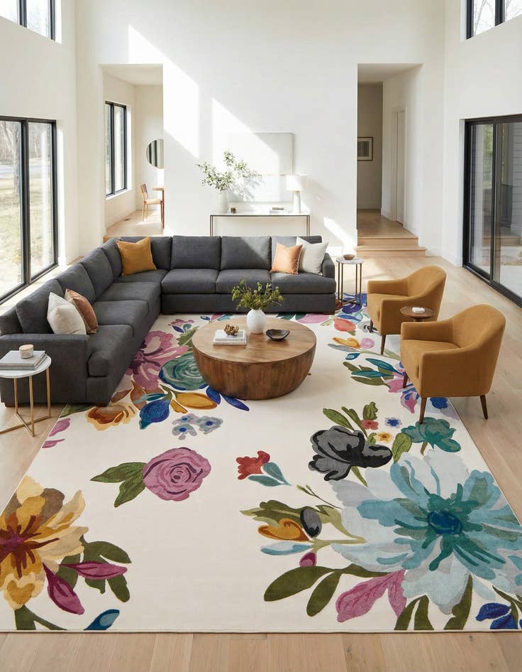 Detail image of 10' x 14' Blossom Rug