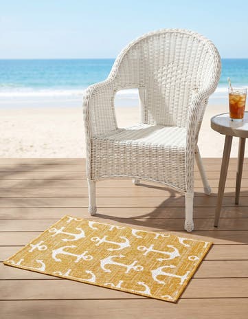 Yellow Easy-Clean Coastal Indoor / Outdoor Rug