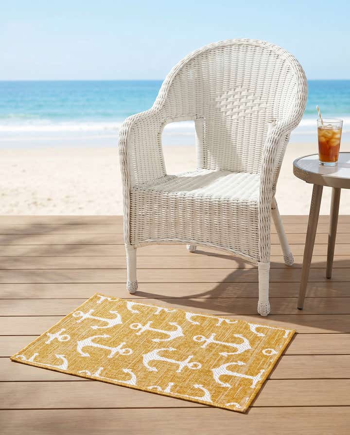 2' x 3' Easy-Clean Coastal Indoor / Outdoor Rug