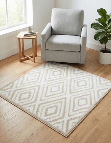 3' 3 x 3' 3 Hermitage Square Rug