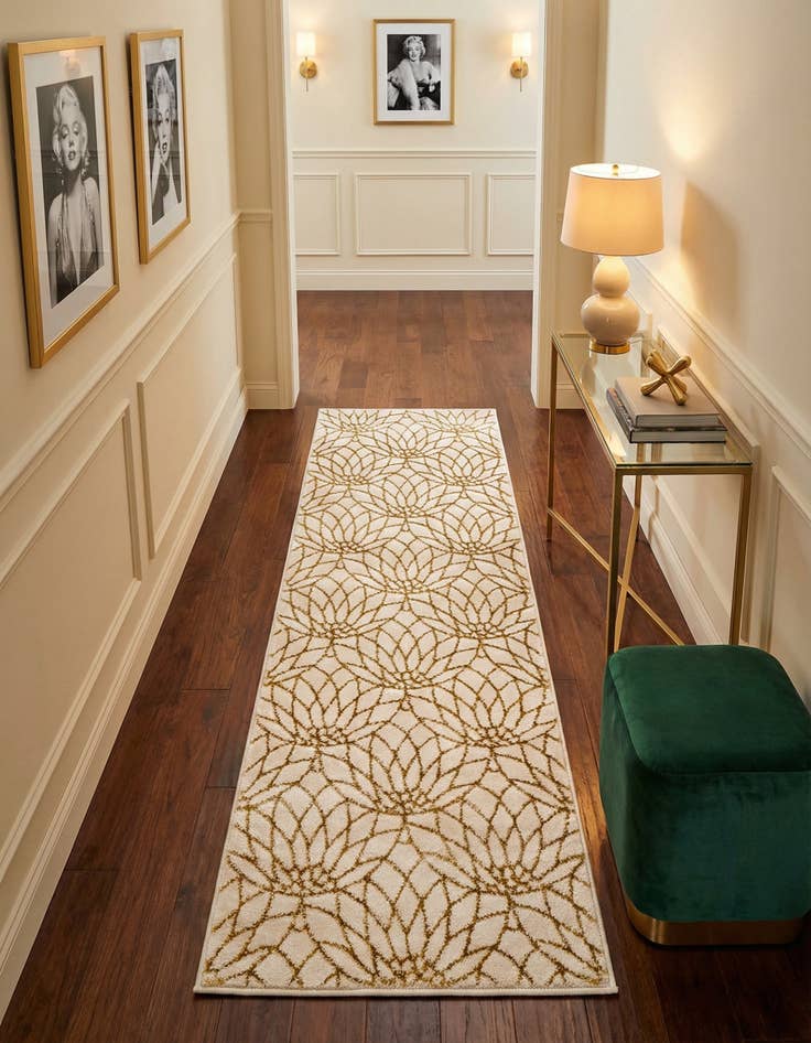 Detail image of 2' x 6' Marilyn Monroe&trade; Glam Dahlia Runner Rug