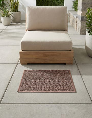 2' 2 x 3' Easy-Clean Modern Indoor / Outdoor Rug