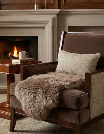 1' 10 x 3' Natural Sheepskin Freeform Rug