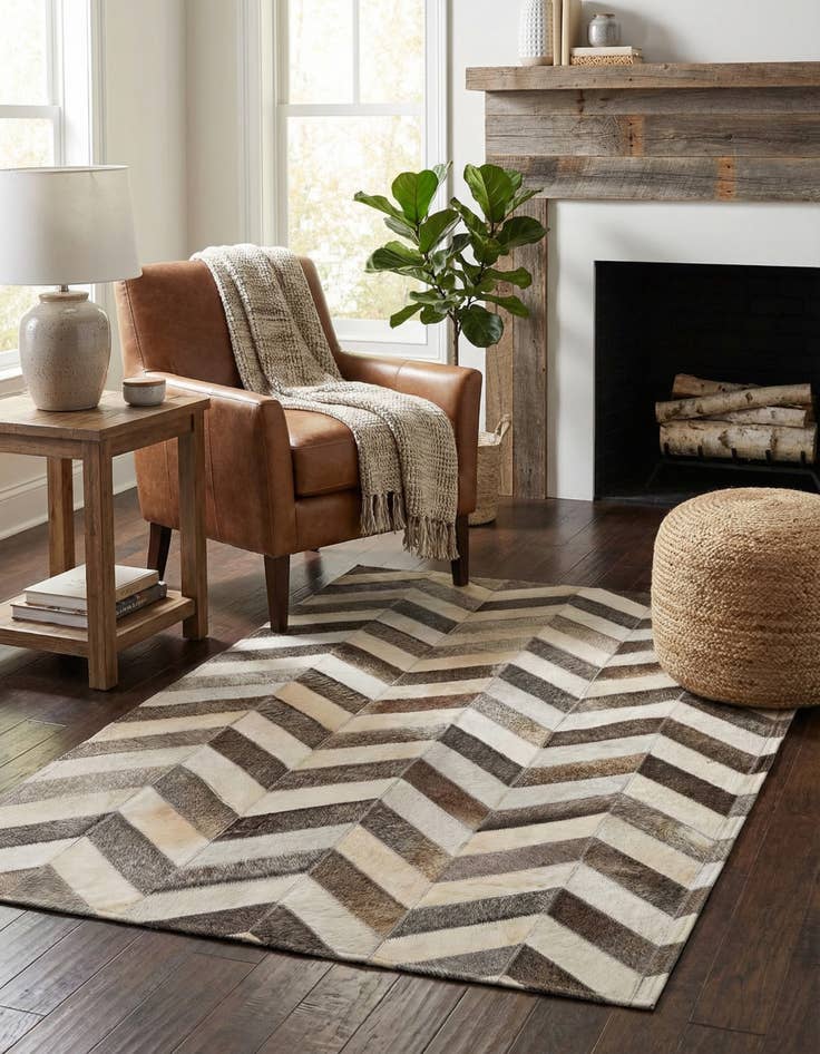 Detail image of 3' 2 x 5' 1 Cowhide - Patchwork Rug