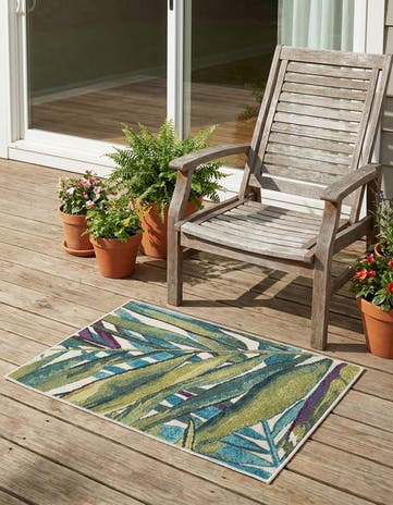 2' x 3' Easy-Clean Botanical Indoor / Outdoor Rug
