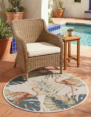 3' 3 x 3' 3 Easy-Clean Baja Indoor / Outdoor Round Rug