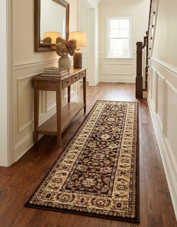 2' x 7' Classic Agra Runner Rug