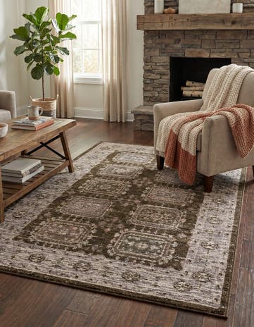 Green Grand Tradition Rug