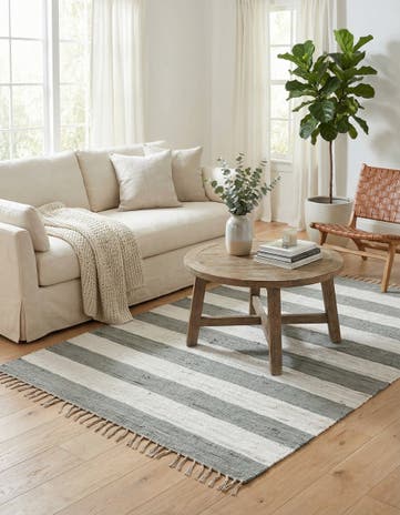 5' 1 x 8' Hand Woven Chindi Rag Rug
