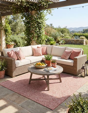 7' 10 x 7' 10 Easy-Clean Checkered Indoor / Outdoor Square Rug