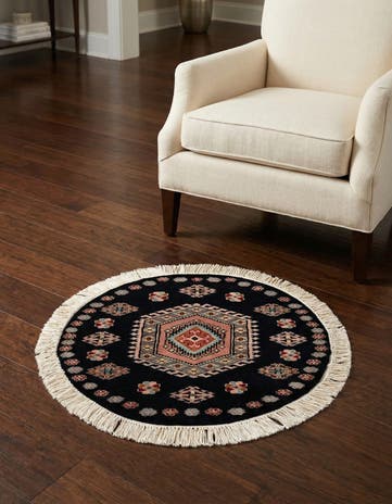 2' 1 x 2' 2 Hand Knotted Bokhara Oriental Wool Round Rug