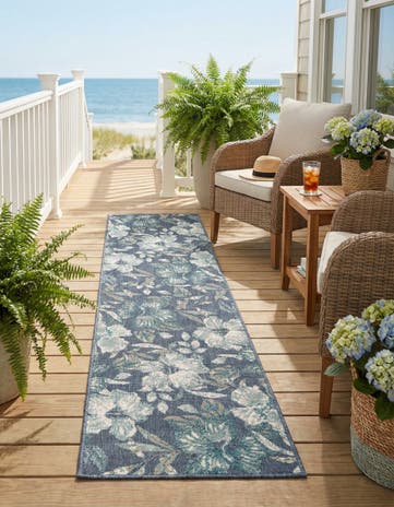 Blue Easy-Clean Coastal Indoor / Outdoor Runner Rug