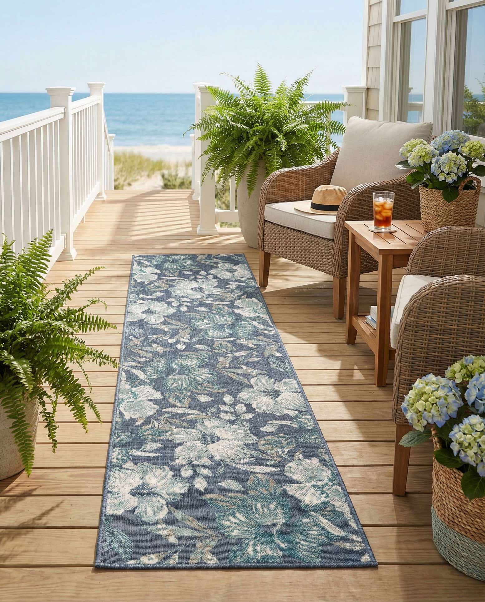 2' x 8' Easy-Clean Coastal Indoor / Outdoor Runner Rug
