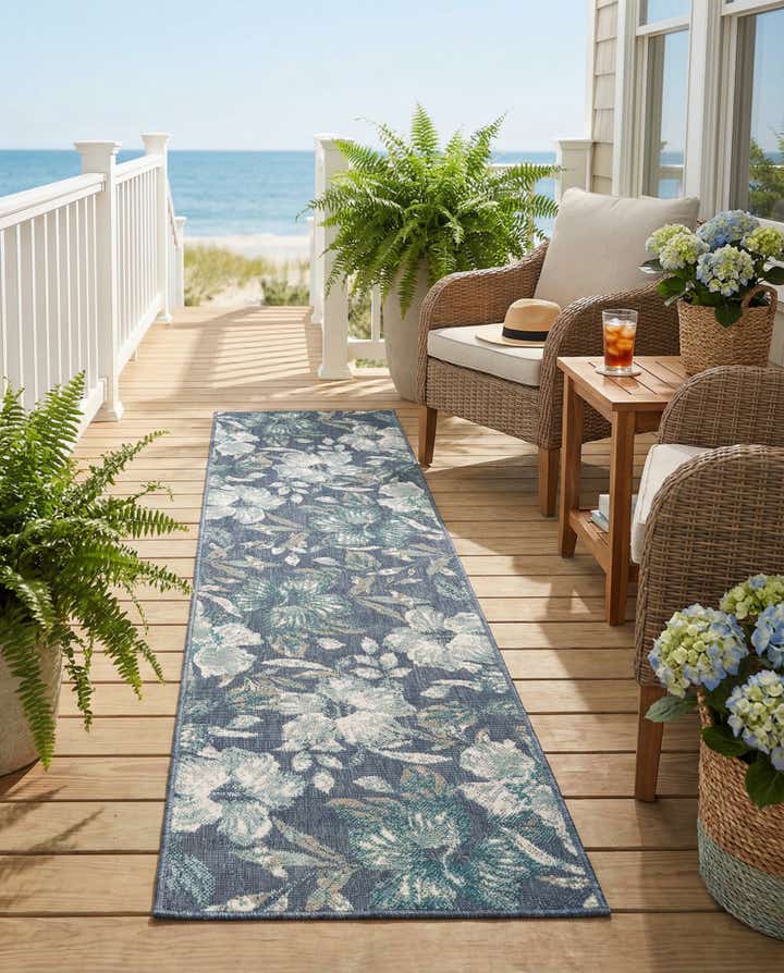 2' x 8' Easy-Clean Coastal Indoor / Outdoor Runner Rug