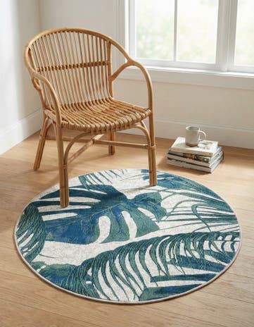 3' 3 x 3' 3 Blossom Round Rug