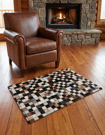 2' 1 x 3' Cowhide Leather Rug