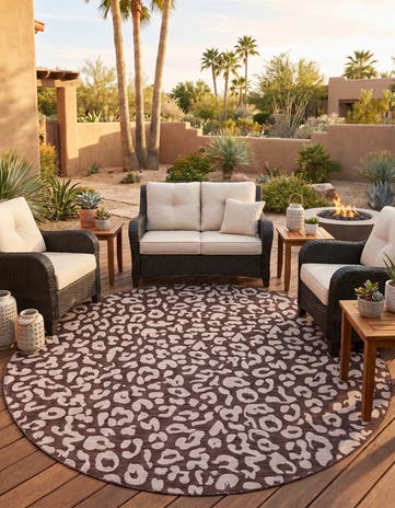 Brown Easy-Clean Safari Indoor / Outdoor Round Rug