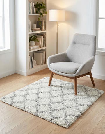 Ivory Lattice Shag Square Rug