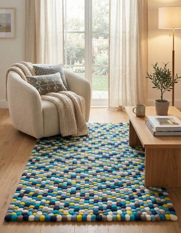 4' 1 x 6' 1 Hand Woven Felt Ball Wool Rug