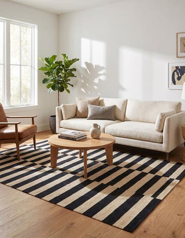 4' 3 x 5' 11 Hand Woven Kilim Modern Wool Rug