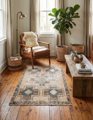 3' 10 x 5' Hand Knotted Ultra Vintage Persian Wool Rug