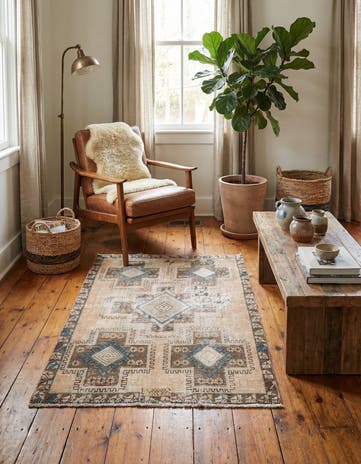 3' 10 x 5' Hand Knotted Ultra Vintage Persian Wool Rug