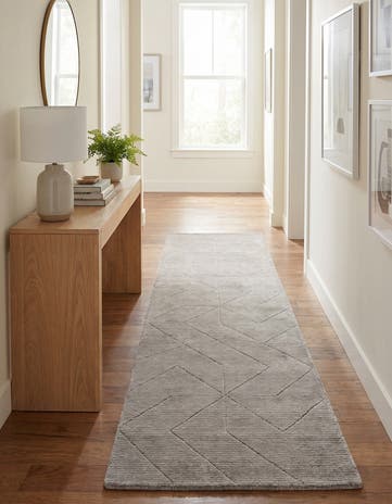 2' 7 x 10' WoolCraft Geometric Runner Rug