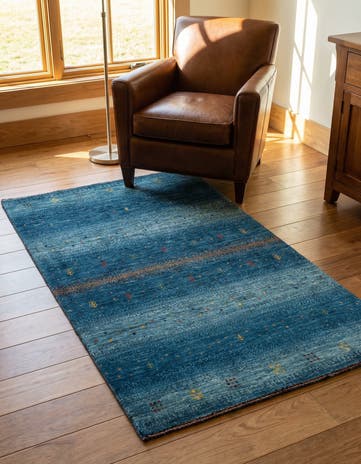 2' 9 x 4' 8 Hand Knotted Kashkuli Rug