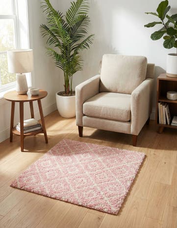 Light Pink Lattice Shag Square Rug