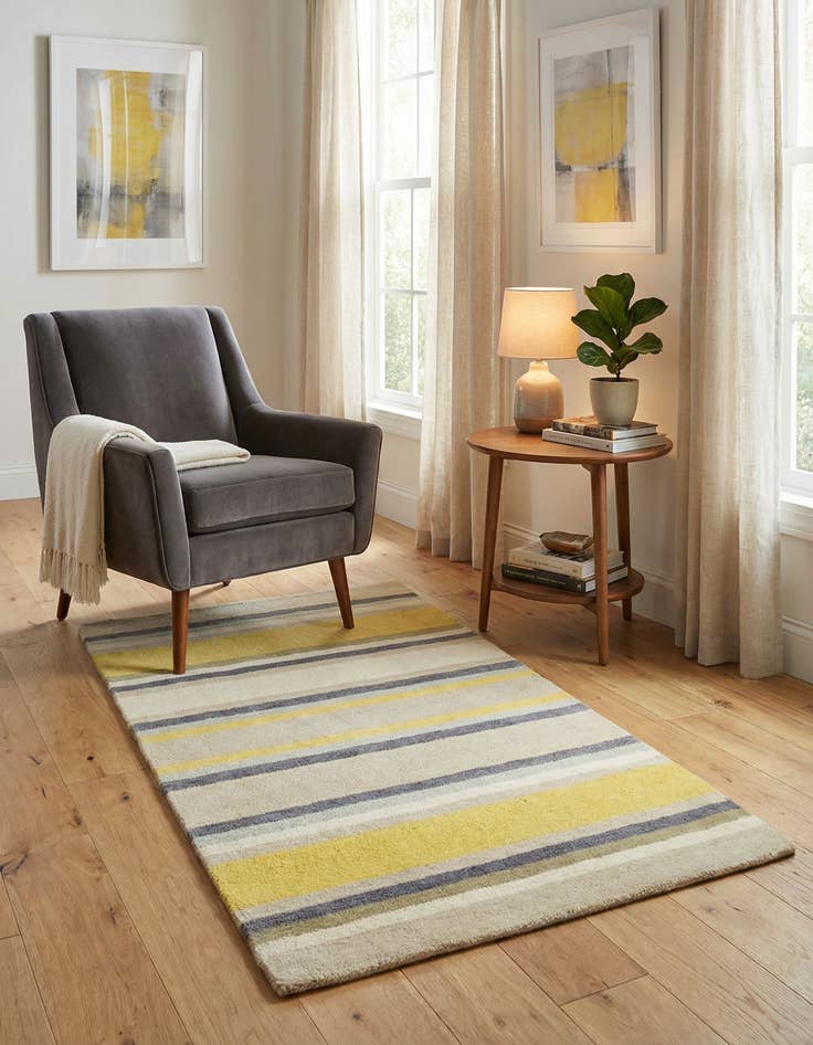 Detail image of 2' 8 x 5' Luna Wool Rug