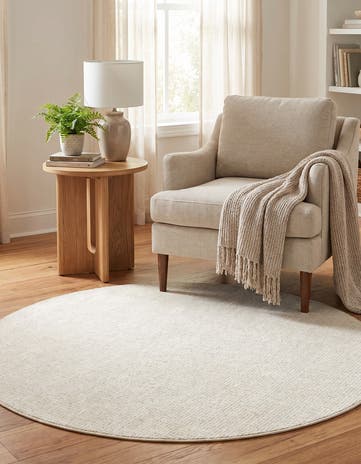 5' x 5' Aakaar Round Rug