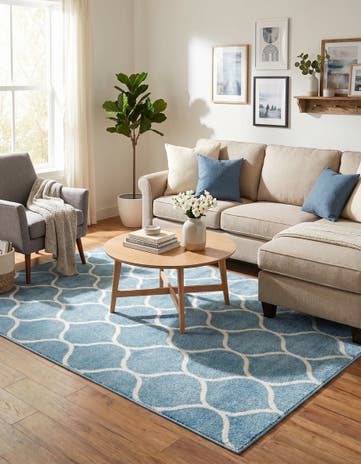 5' 3 x 8' Lattice Frieze Rug