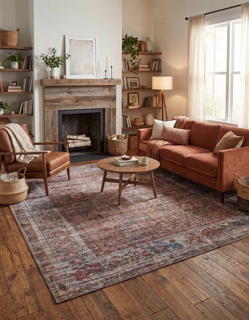 7' 10 x 7' 10 Washable Nostalgia Square Rug