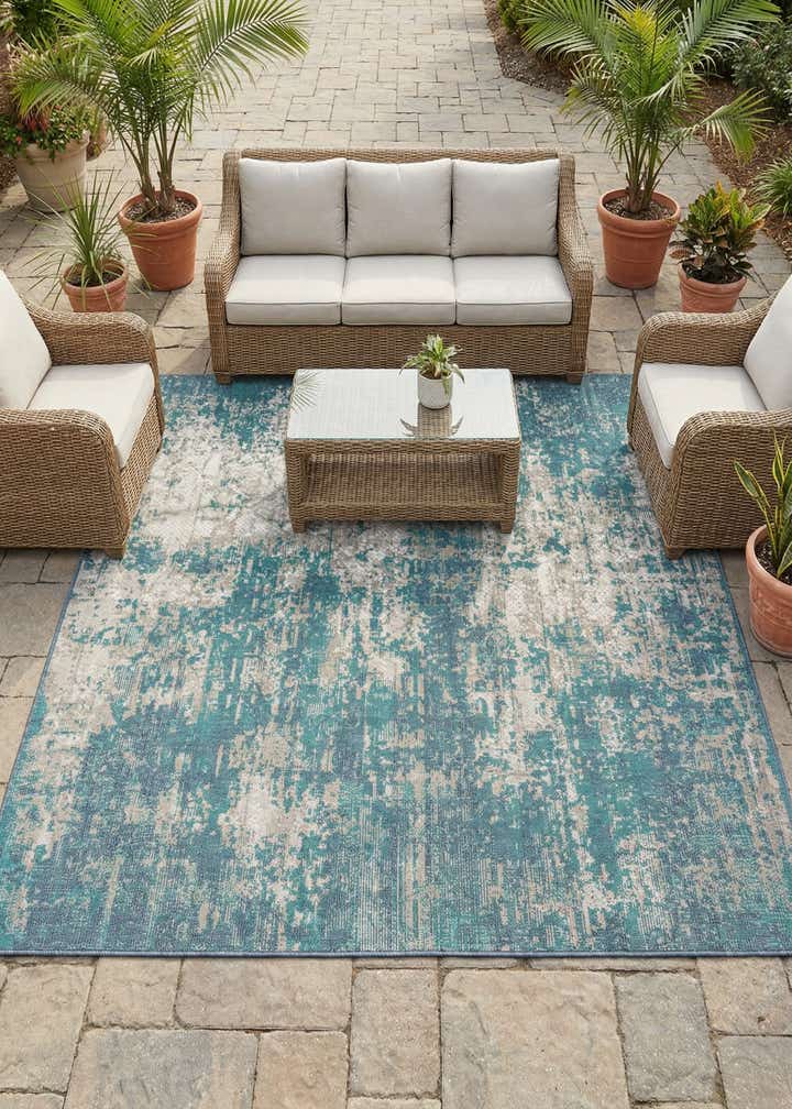 7' 10 x 7' 10 Easy-Clean Coastal Indoor / Outdoor Square Rug