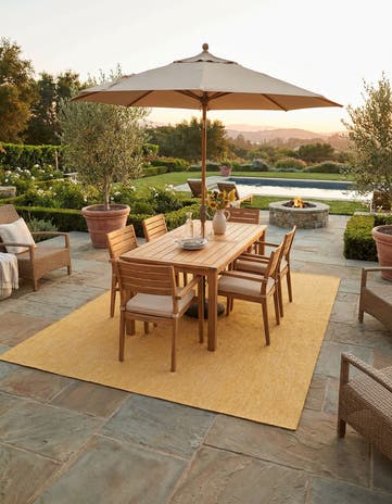 7' 10 x 10' Easy-Clean Solid Indoor / Outdoor Rug
