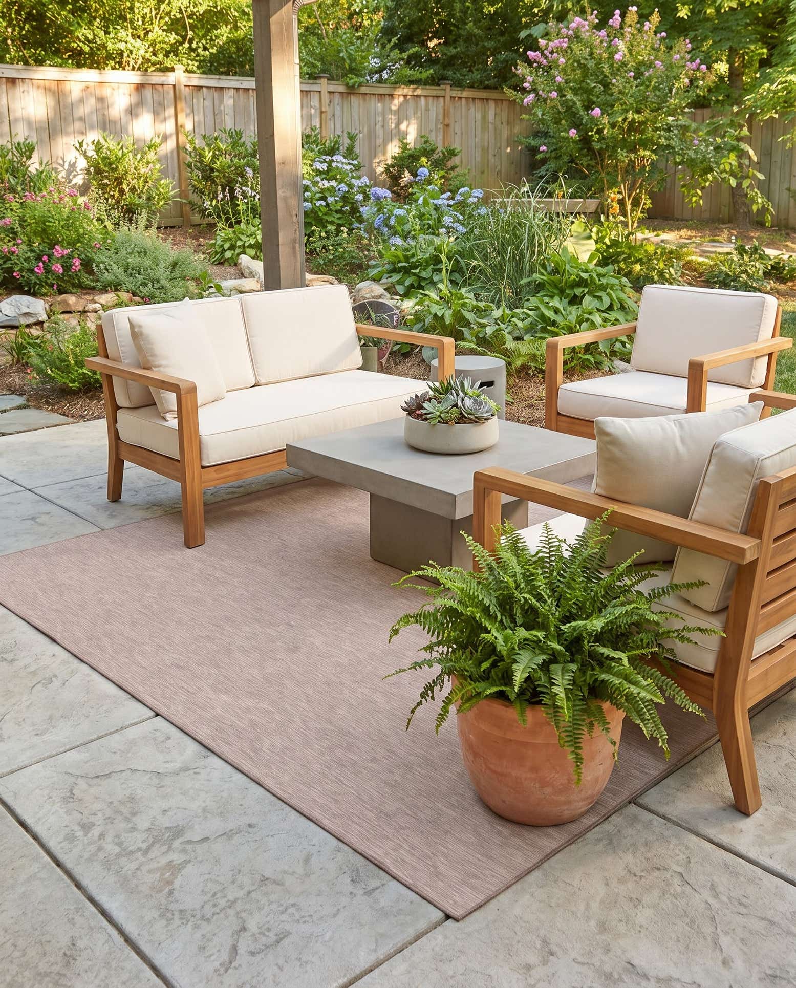 6' 3 x 9' Easy-Clean Solid Indoor / Outdoor Rug